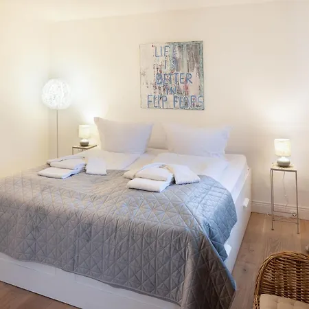 Luettje Butt Semesterbostad *